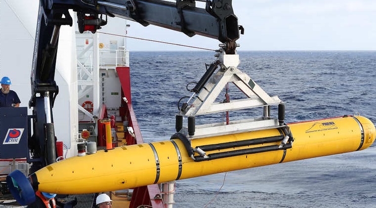 الماليزية.. “الزعنفة الزرقاء” تعود من قاع المحيط لإصلاح خلل