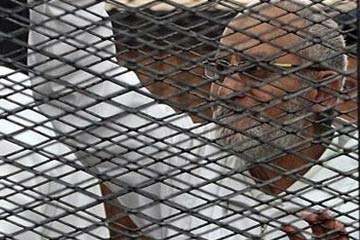 استئناف محاكمة بديع و50أخرين بقضية”غرفة عمليات رابعة”22 أبريل