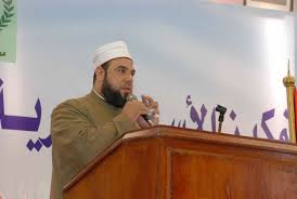 أوقاف أسيوط : وقف الشيخ عبد المعطي فرغلي بسبب التعليق على أحكام القضاء