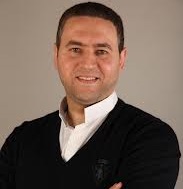 مطور يحقق نجاحا عبر متجر ويندوز الالكترونى بعد اطلاق مبادرة مايكروسوفت “طور وغير”