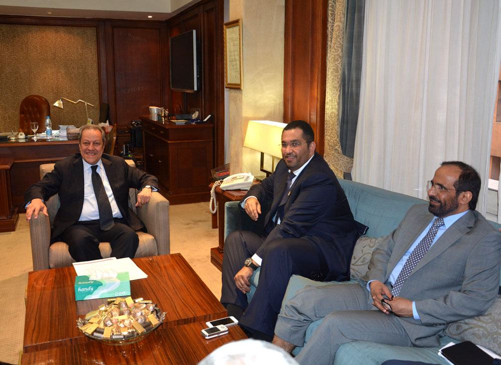 سلطان الجابر : تأسيس مكتب تنسيقى لمتابعة المشروعات المتفق عليها بأبوظبى والقاهرة