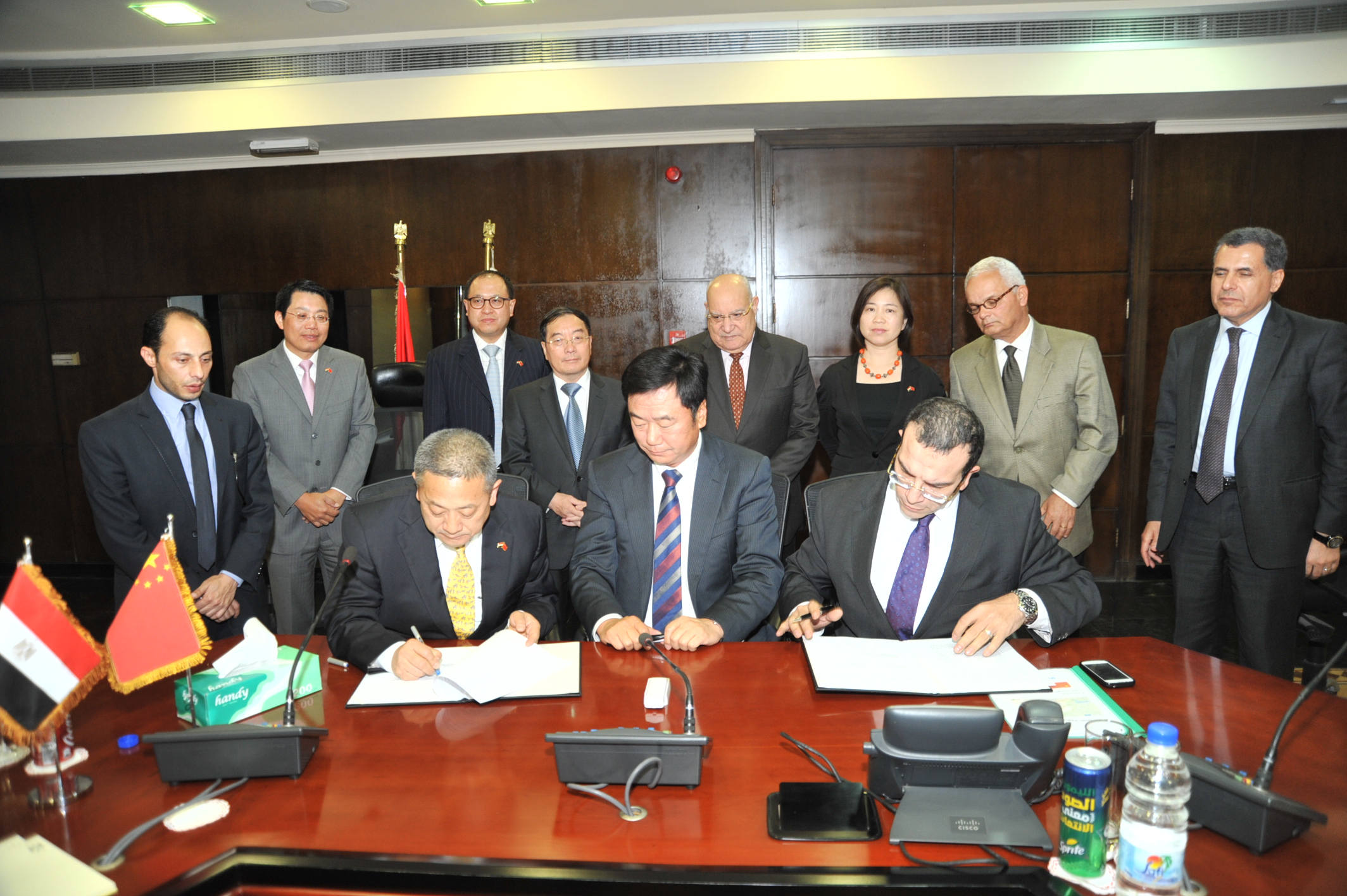 وزير النقل يشهد توقيع مذكرة تفاهم بين وزارة النقل والحكومة الصينية باستثمارات 800مليون دولار