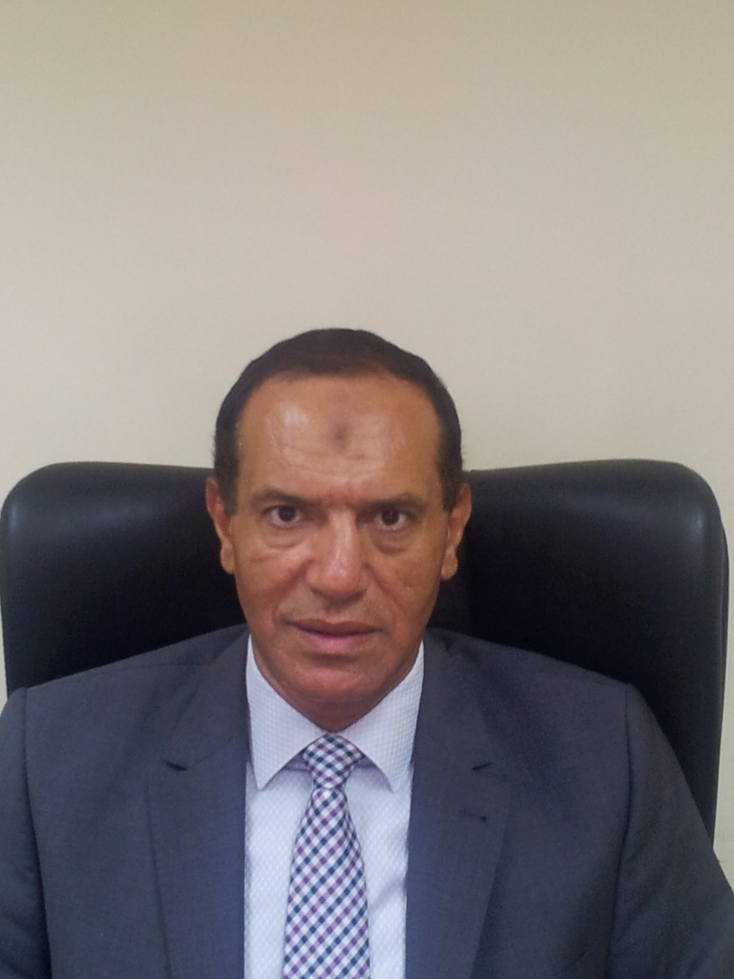 غرفة الدواء تطالب مرشحي الرئاسة والأحزاب السياسية بالاهتمام بملف الدواء