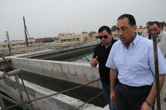 وزير اﻹسكان ومحافظ دمياط يفتتحان 4 مشروعات مياه وصرف صحى بتكلفة 101 مليون جنيه قبل بدء الصيف