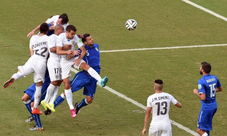 اورجواى تهزم ايطاليا 1-0 وتقصيها من المونديال