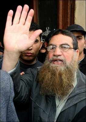 انقسام على “ولاية مرسي” يفرِّق “آل الزمر” ويشق “الجماعة الإسلامية” بمصر