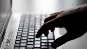 %15 نمواً متوقعاً للحاسبات حال استقرار الأوضاع الأمنية والسياسية