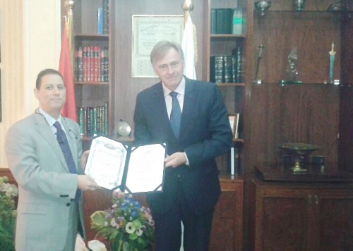 رئيس البورصة يبحث مع سفير بلجيكا بالقاهرة آخر مستجدات سوق المال