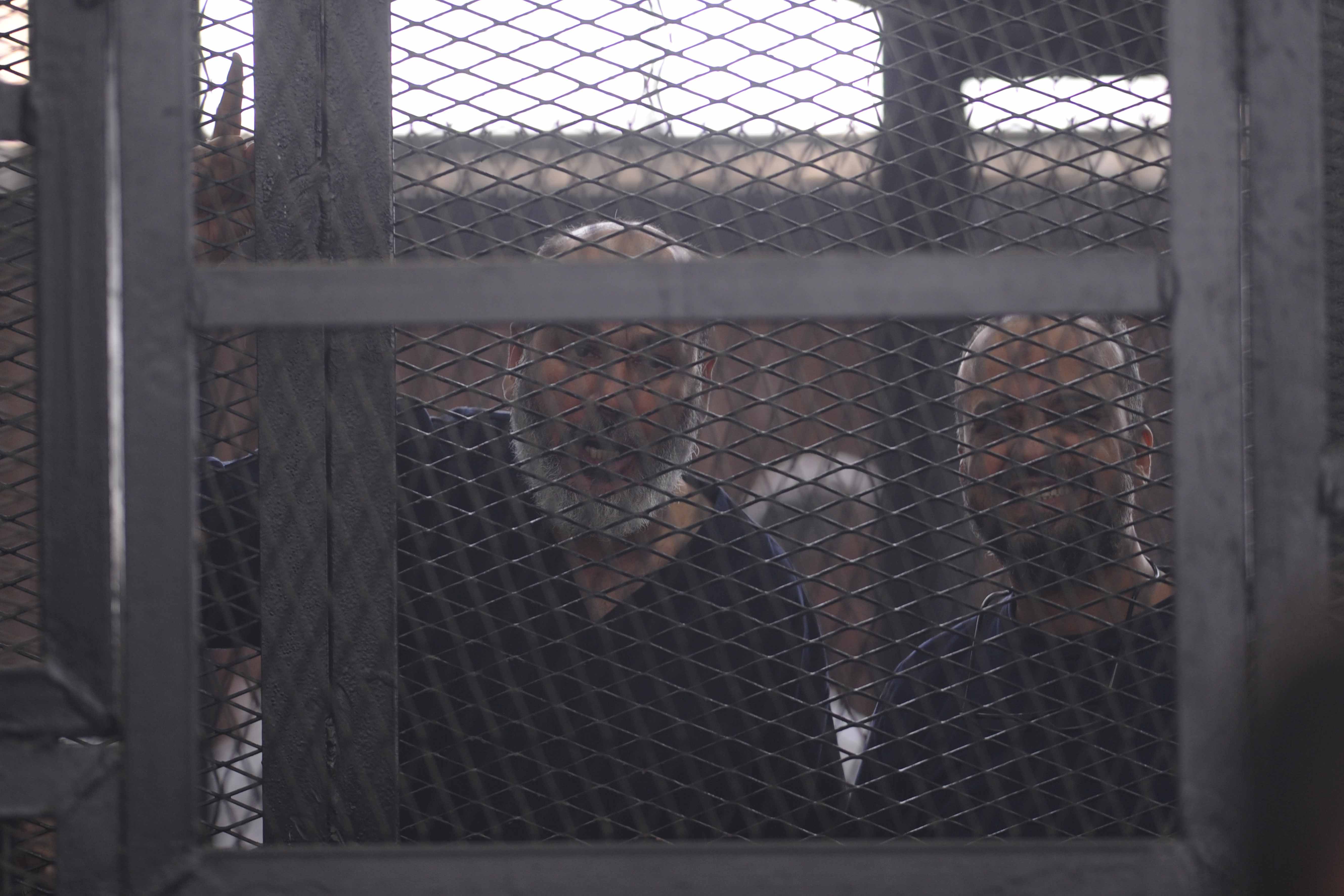 محاكمة قيادة الاخوان فى قضية قطع طريق قليوب