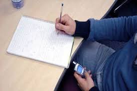 وزير التربية والتعليم :اللجان تحتوى على عصا الكترونية للكشف عن الهواتف المحمولة