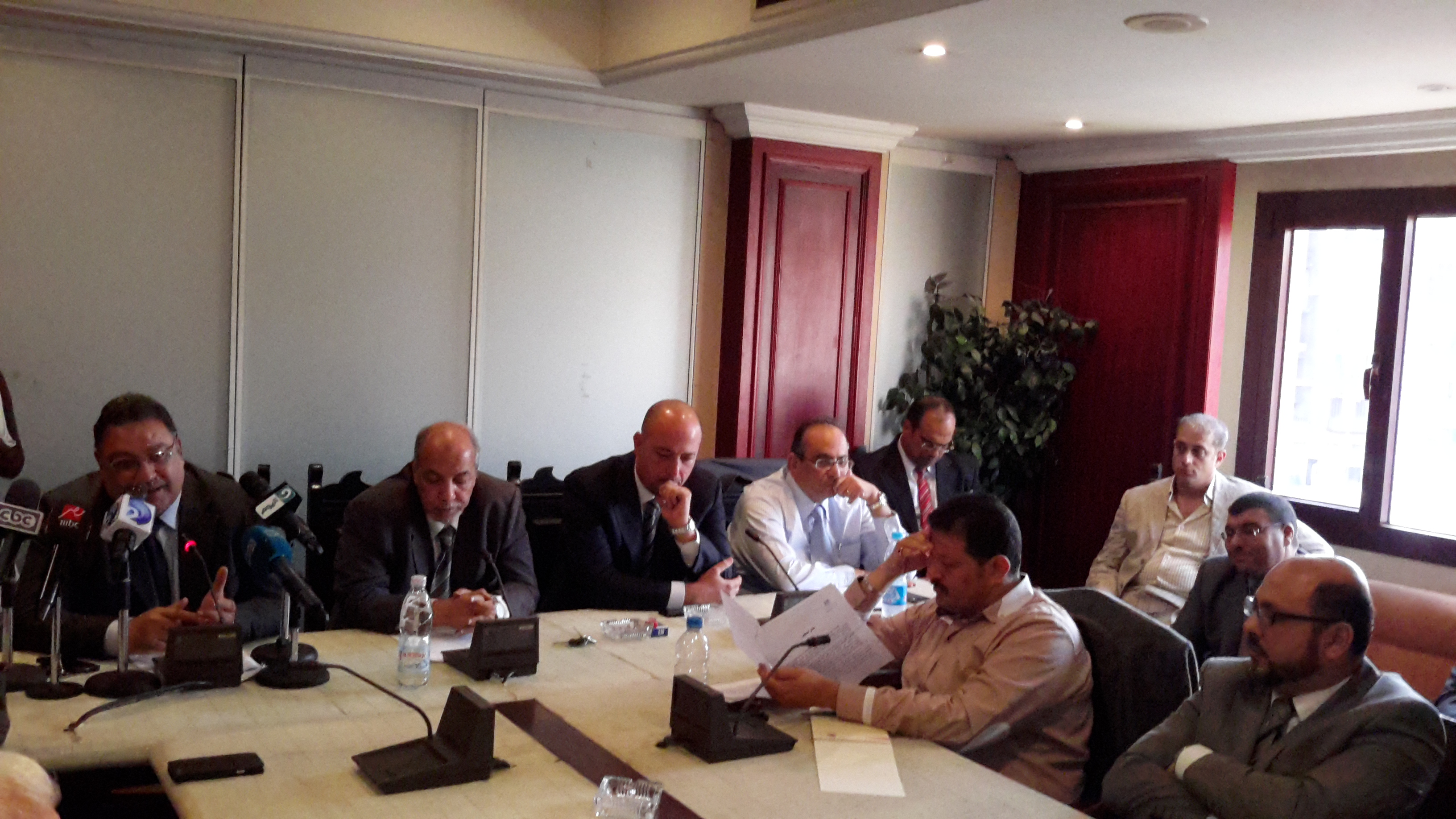 “الاوراق المالية” تطالب بالتحقيق حول تراجعات البورصة بسبب تسريب الضريبة