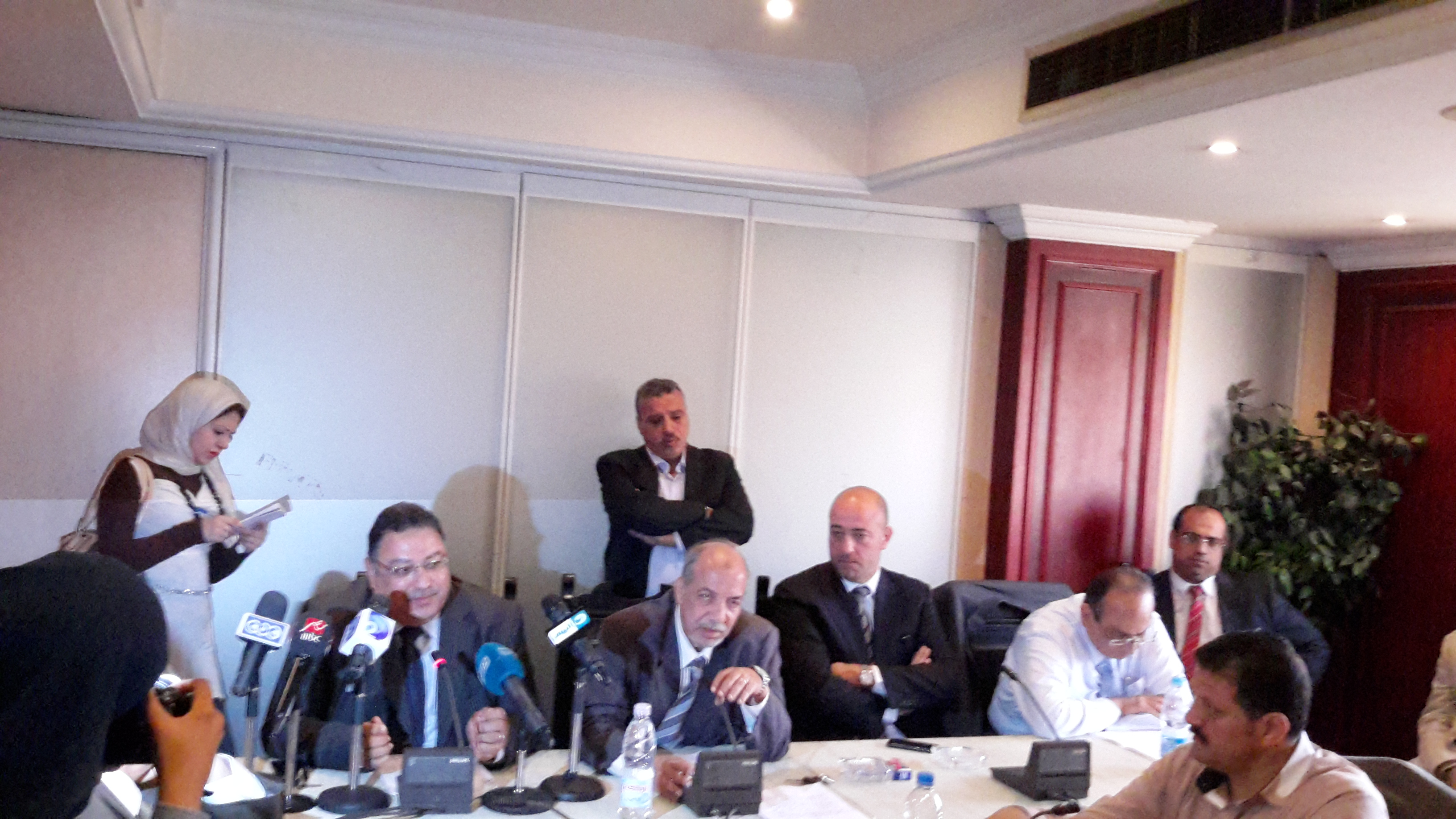 “ضريبة البورصة”..إتهامات ومقترحات خلال مؤتمر صحفى موسع لأطراف السوق