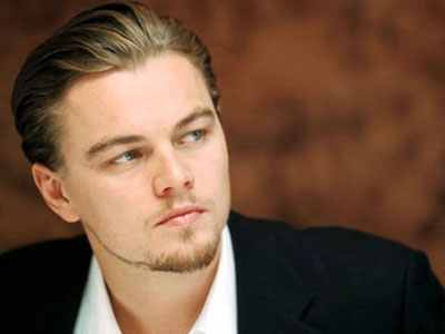  السيارات التى يقودها نجوم هوليوود