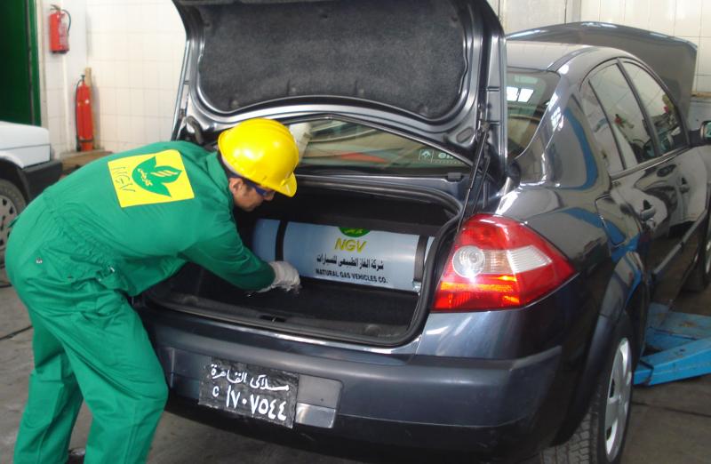 ” الاجتماعي للتنمية” يخصص 20 مليون جنيه لتحويل السيارات الى الغاز الطبيعي