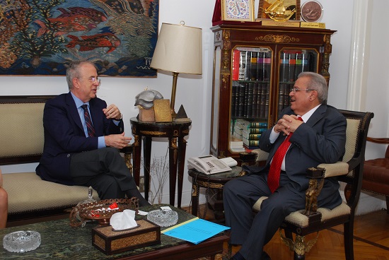 الثقافة: إطلاق الدورة الثانية لجائزة نجيب محفوظ للترجمة