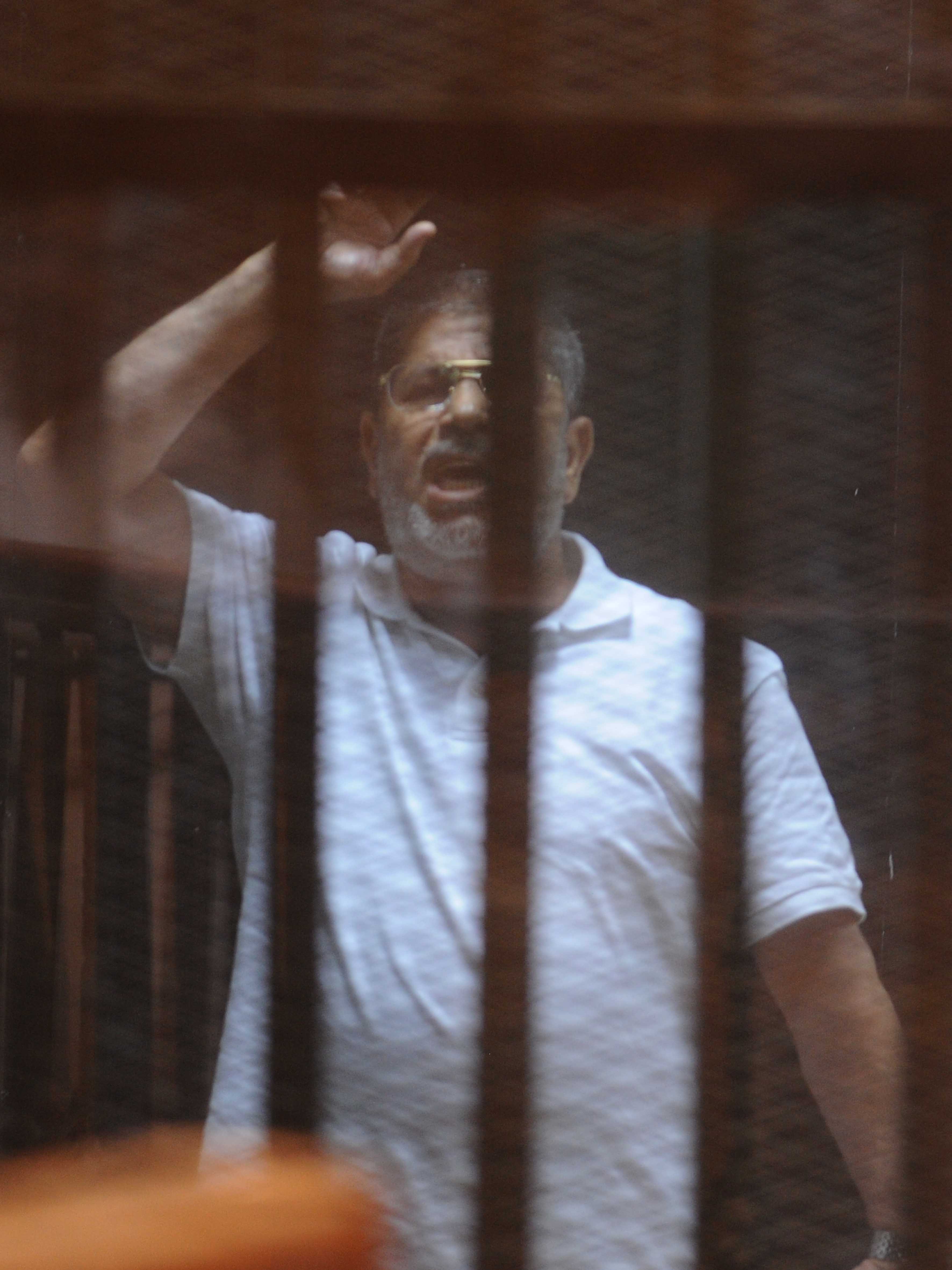 محاكمة مرسى واخرين فى قضية اقتحام سجن وادى النطرون