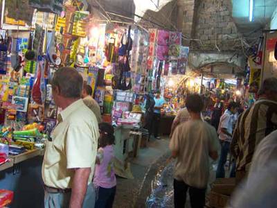 «الأوقاف» تنفذ أسواق تجارية على 21 فداناً فى أربع مناطق