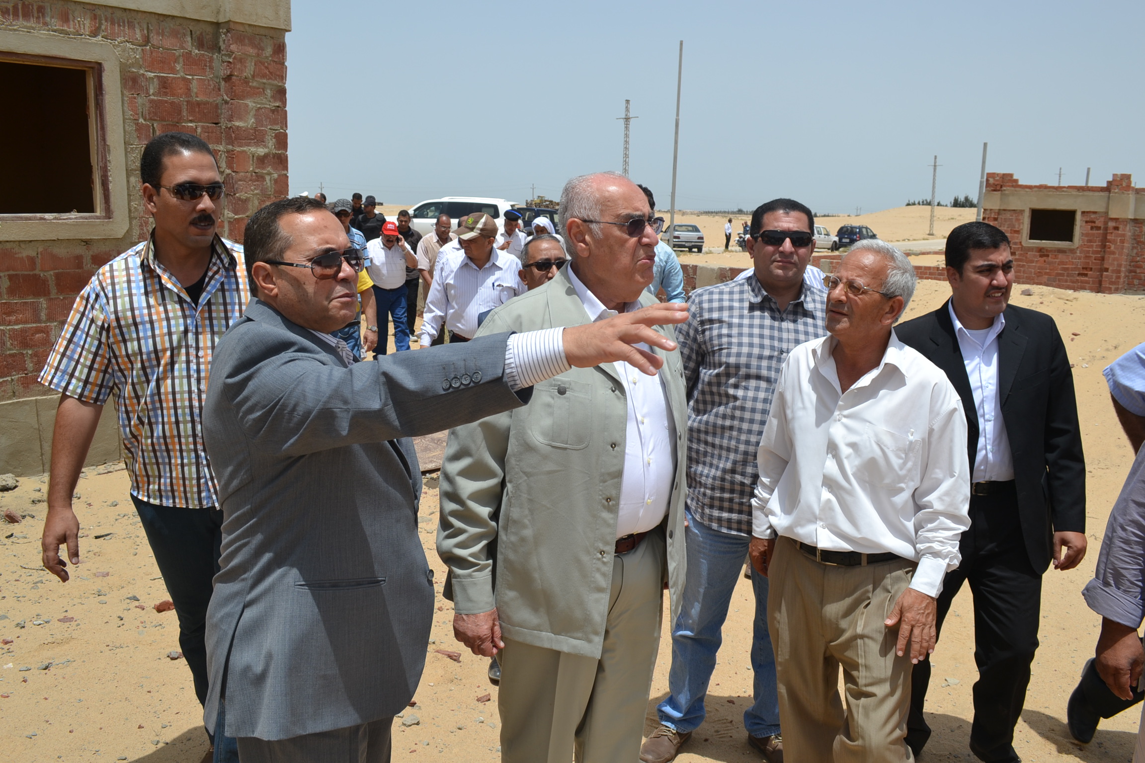 وزير الزراعة: بدء استكمال توصيل المرافق والخدمات لمشروع قرية الأمل بشرق قناة السويس
