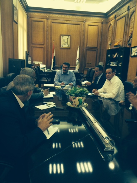 وزير النقل يعقد إجتماعاً طارئاً مع رئيس الهيئة ونوابه لبحث شكاوى المواطنين