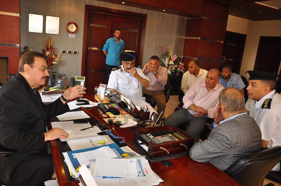 وزير النقل يشكل لجنة لمعرفة اسباب حريق مبنى الانفاق