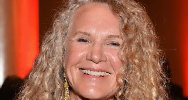 “كريستى وولتن” تتصدر قائمة أغنى نساء العالم