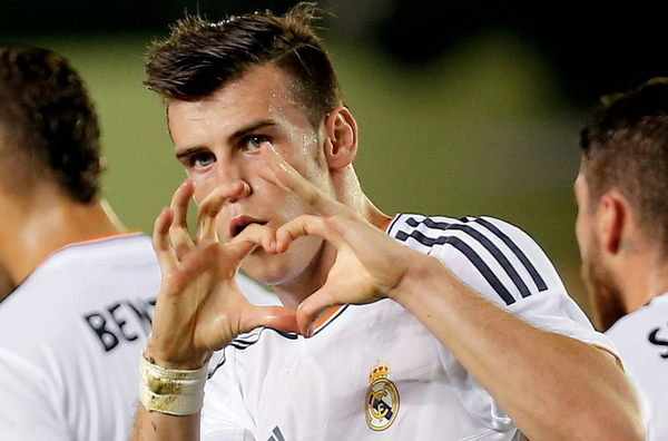 أسرع عشرة لاعبين في العالم حسب الفيفا