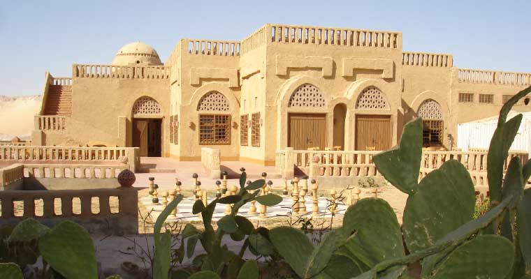 مدير فندق ديزرت: حادث الفرافرة الإرهابى قضى على السياحة فى الواحات