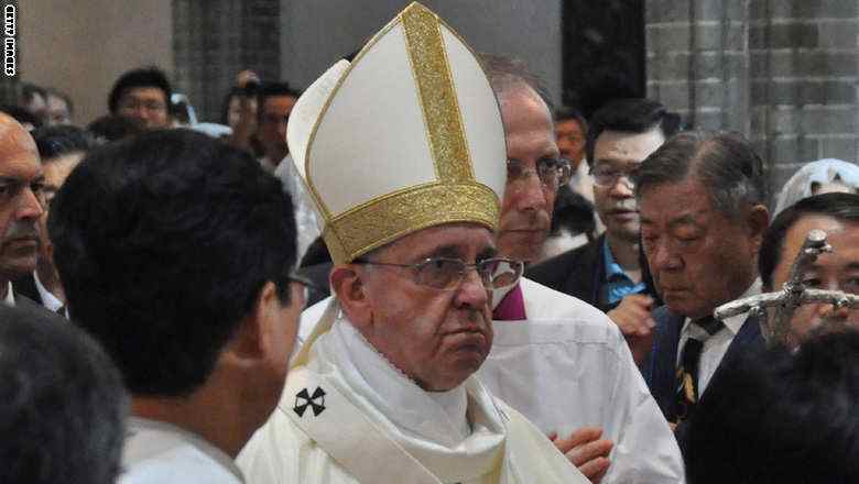 الفاتيكان حزين .. مصرع ثلاثة من الاسرة بينهم طفلان في حادث مأساوي بالأرجنتين