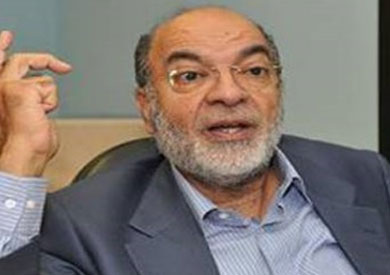 “الصيادلة” تفتتح مركزين لمعلومات الدواء بالجيزة