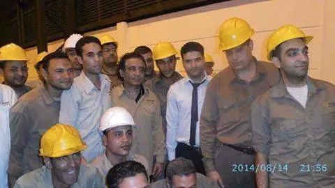 عودة احمد عز للعمل وزيارة مصنع حديد عز