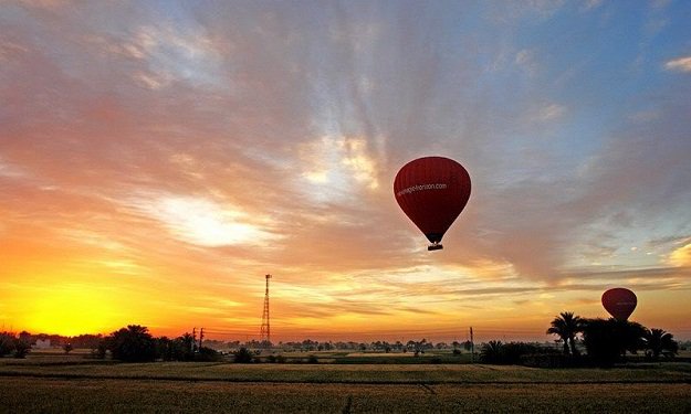 رئيس اتحاد شركات البالون الطائر: توقف 5 شركات عن العمل نتيجة تردى السياحة فى الأقصر