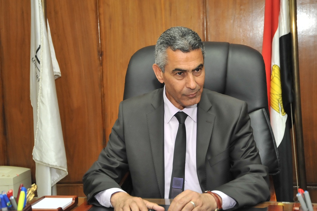 رئيس الهيئه العامة للطرق والكباري