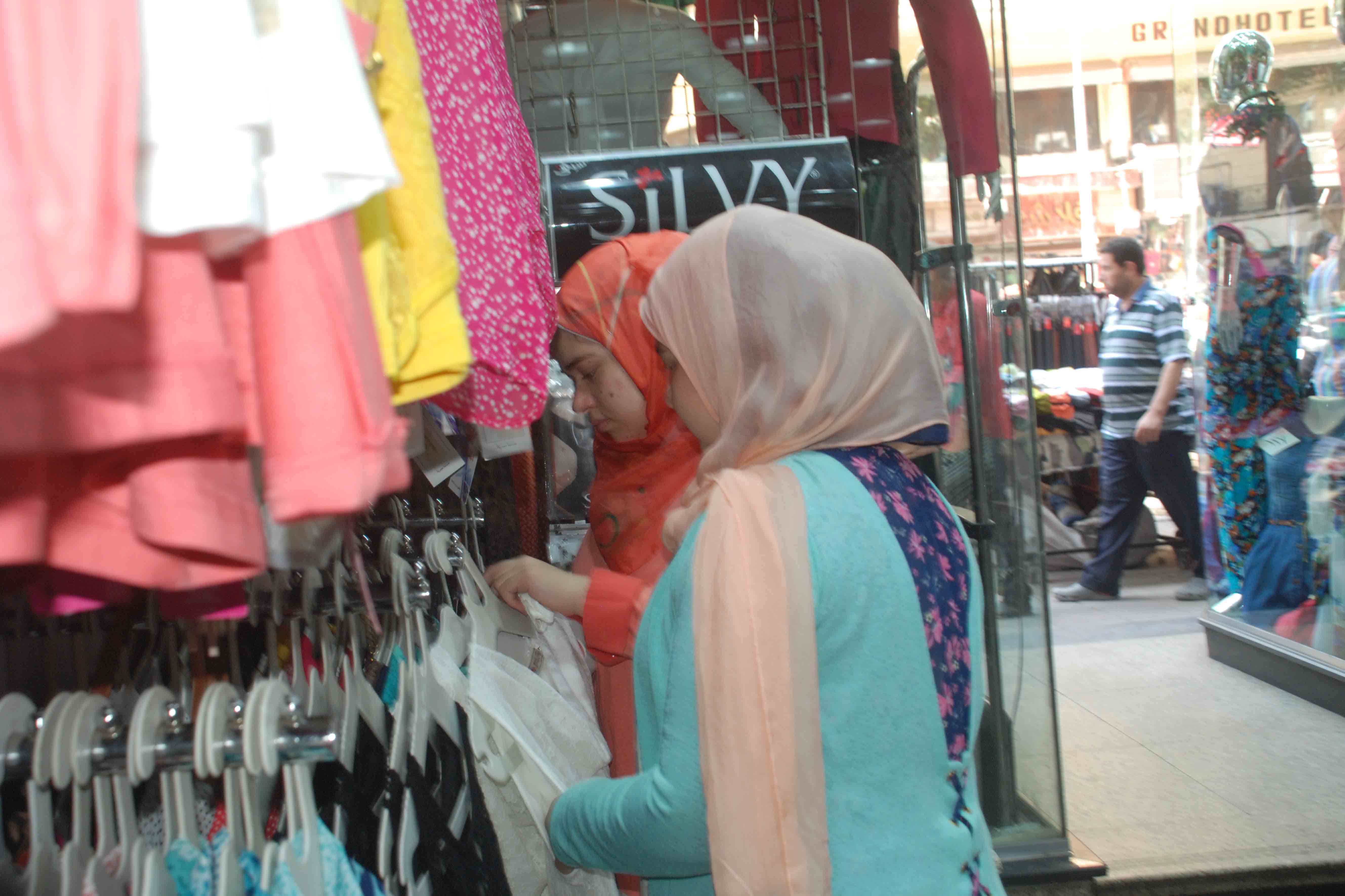 ركود فى الأسواق عقب عيد الفطر والمدن الساحلية والذهب الأكثر نشاطاً