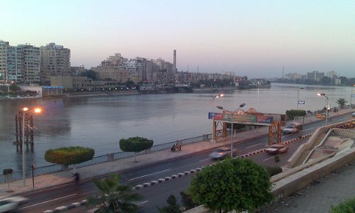 المنيا تنشئ ميناءين نهريين وترصف طريق «تل العمارنة» بتكلفة 11.33 مليون جنيه