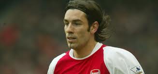 حكاية بيريس.. عبقري أرسنال العائد للملاعب من الهند