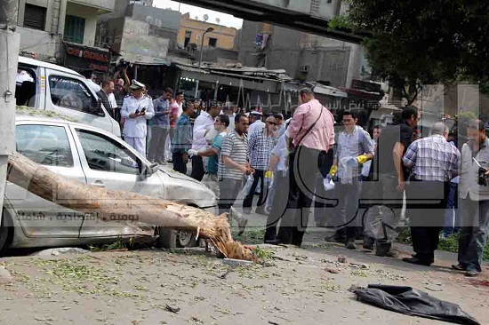 بالصور.. انفجارات في محيط الخارجية