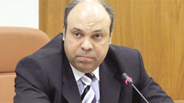 رئيس الشركة القابضة لمصر للطيران