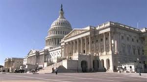 علماء أمريكيون: السيطرة على وباء إيبولا يتطلب 18 شهرا