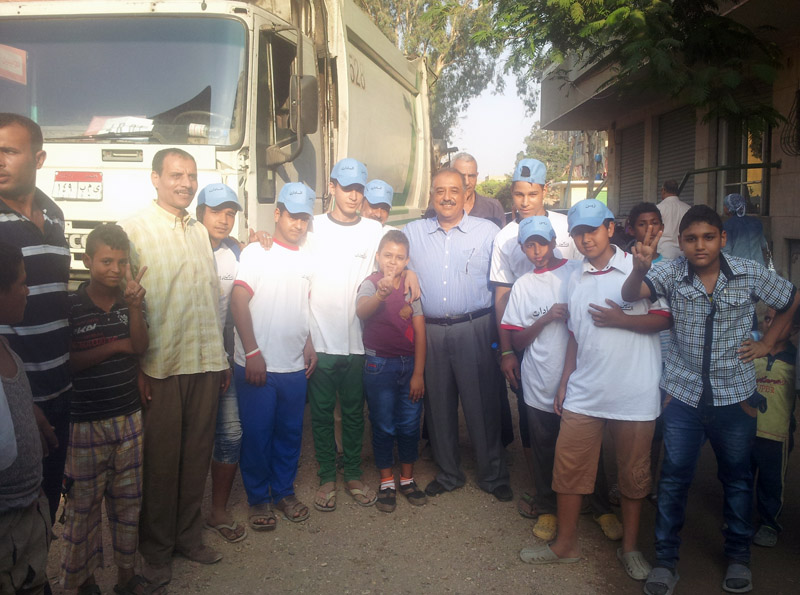 بالصور.. زين السادات وفنانين مصر يواصلون حملات النظافة