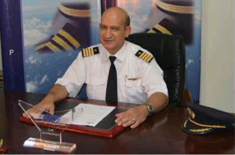 نقابة الطيارين : نتواصل مع سلطة الطيران المدنى لتعديل ساعات الطيران