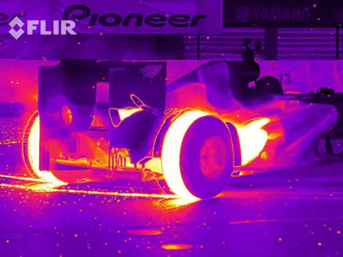 Red-Bull-Racings-RB8-Tearing-it-Up-in-Infrared