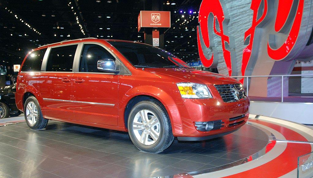 دودج جراند كارافان 2015، السيارات العائلية