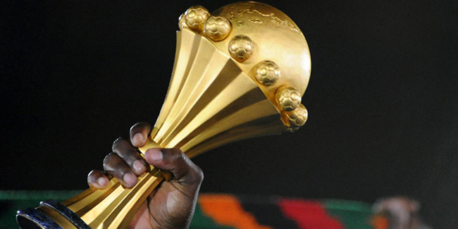 إيبولا و كأس أمم إفريقيا “يشعلان” معركة بين الاتحاد الإفريقي وبلاتيني.. وموقف المغرب يضعف