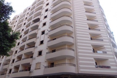 ” الإماراتيه ” تفوز بـ 3 قطع أراضى للإستخدام التجارى بتكلفة 100 مليون جنيه فى ” خليج السويس ”