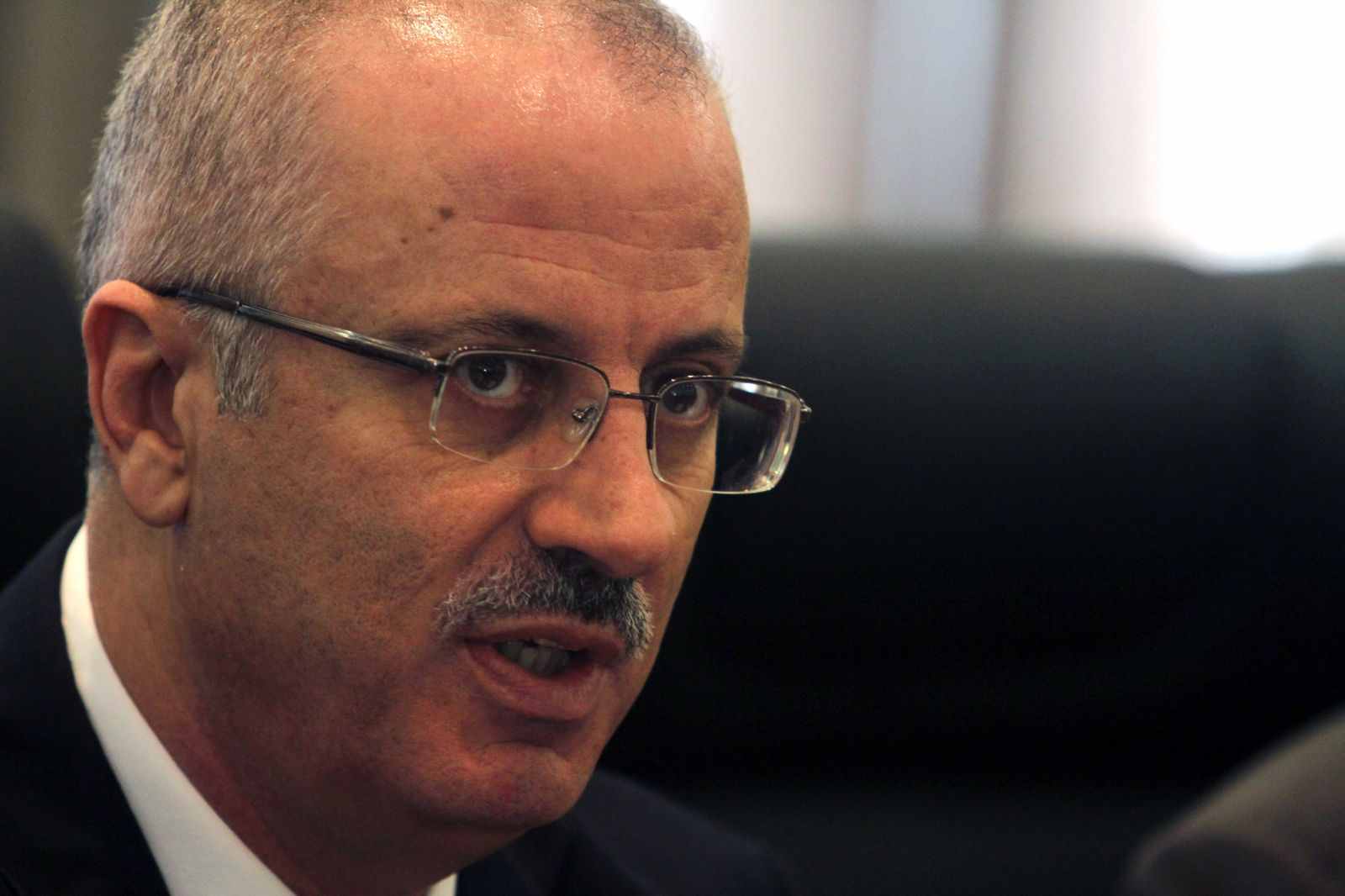 ﻿حمد الله: ستتشكل لجنة لهيكلة الوظائف خلال 3 شهور فى غزة