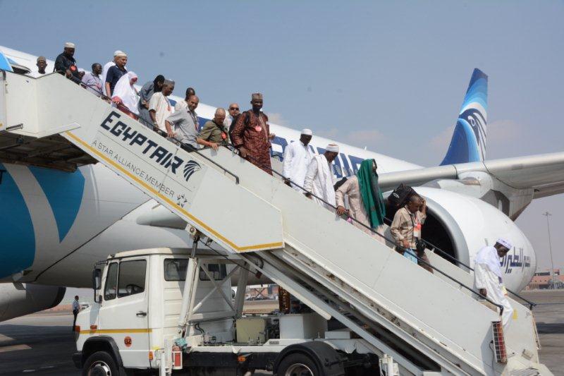 وصول الحجاج يوم السبت 11 أكتوبر و الكشف الحرارى عليهم