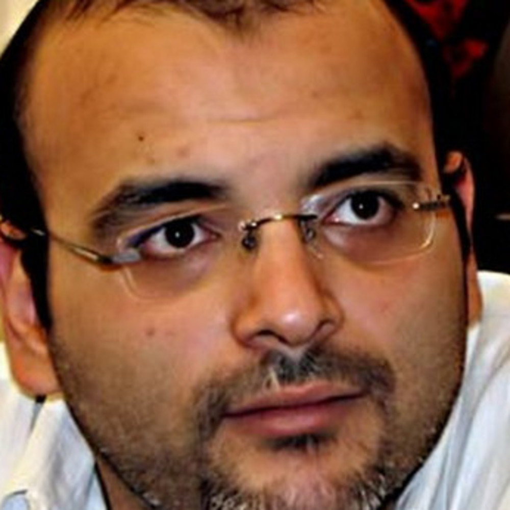 أيمن بهجت قمر يطالب بوقف المقارنة بين ثورتى 25يناير و30يونيو