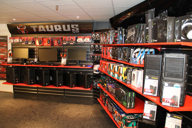 بداية الموسم الدراسى ترفع مبيعات «الحاسبات» 10%.. و«الأضحى» خارج الحسابات