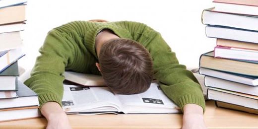 دراسة..الأحلام المزعجة عن الامتحانات تؤثر ايجابيا في نسب النجاح