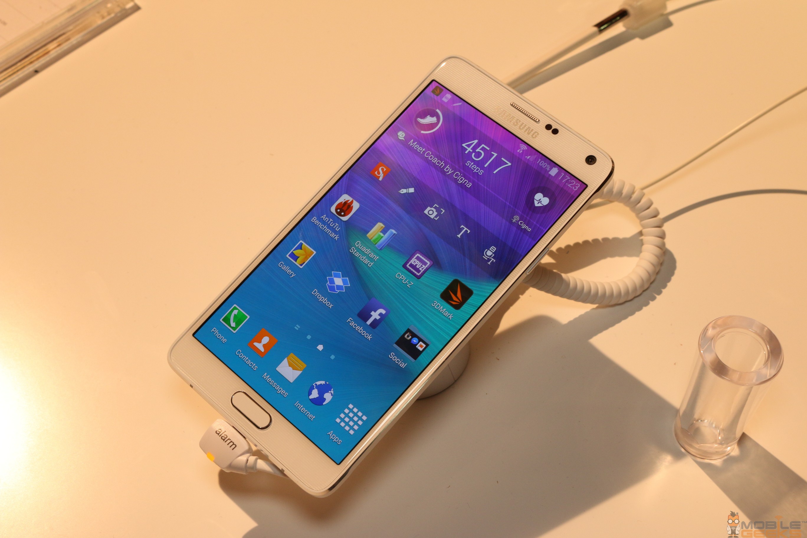 الفرق بين جالاكسى